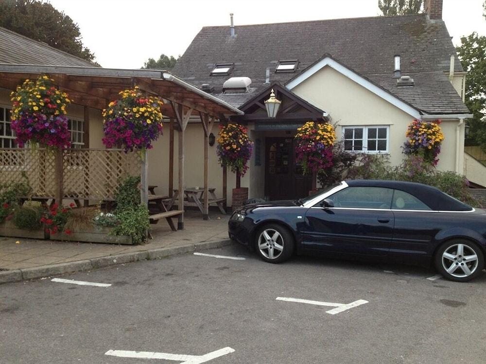Quicksilver Mail Yeovil Exterior photo