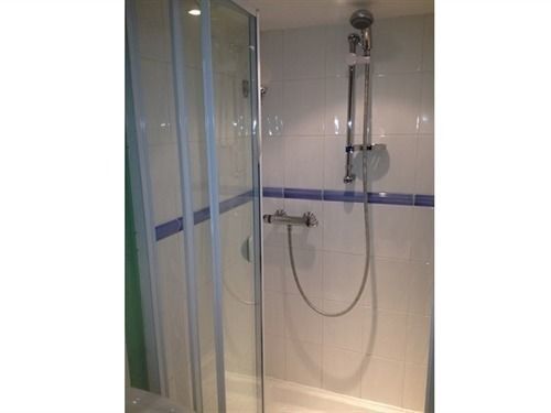 Quicksilver Mail Yeovil Exterior photo